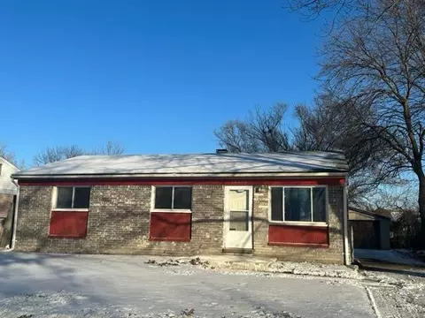 15665 Kerstyn St, Taylor, MI 48180