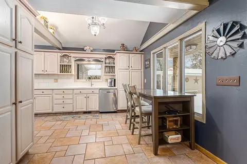 Kitchen - 23143 River Run Rd, Mendon, MI 49072 photo 1 of 3