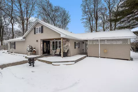 Exterior - 23143 River Run Rd, Mendon, MI 49072 photo 9 of 13