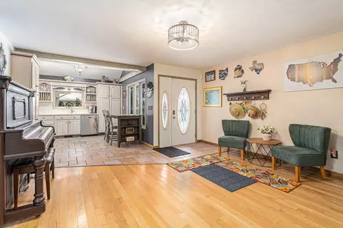 Entry Way - 23143 River Run Rd, Mendon, MI 49072 photo 1 of 1