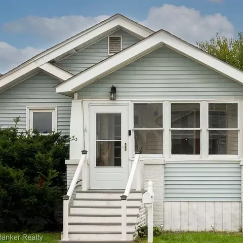 53 E Goulson Ave, Hazel Park, MI 48030