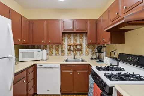 118 N Gorham St, Jackson, MI 49202 photo 17