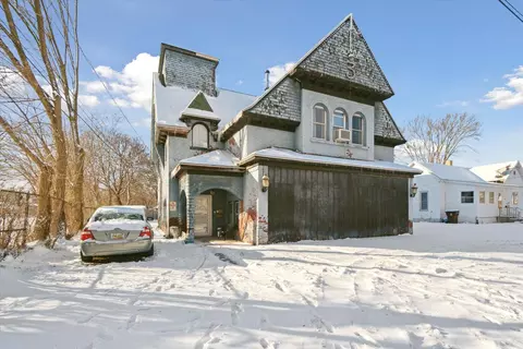 118 N Gorham St, Jackson, MI 49202
