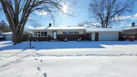 22762 Katzman St, Clinton Twp, MI 48035