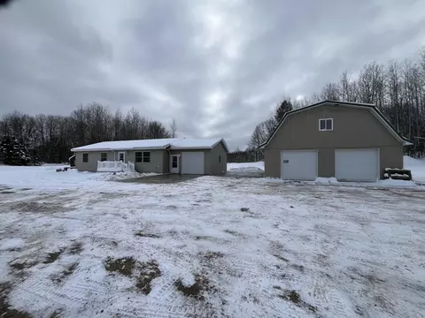 14855 17 Mile Rd, Rodney, MI 49342