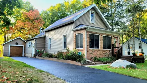 213 Finley Ave, Big Rapids, MI 49307