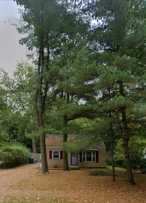 3009 Lorraine Ave, Kalamazoo, MI 49008