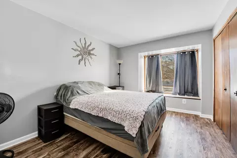 Bedroom - 845 E Wardlow Rd, Highland, MI 48356 photo 2 of 6