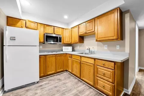 Kitchen - 845 E Wardlow Rd, Highland, MI 48356 photo 2 of 2