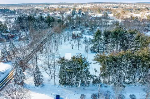 View/Area - 845 E Wardlow Rd, Highland, MI 48356 photo 6 of 6