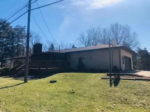 Exterior - 845 E Wardlow Rd, Highland, MI 48356 photo 7 of 9