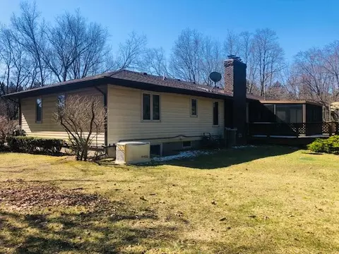 Exterior - 845 E Wardlow Rd, Highland, MI 48356 photo 5 of 9
