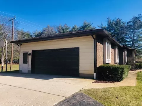 Exterior - 845 E Wardlow Rd, Highland, MI 48356 photo 9 of 9