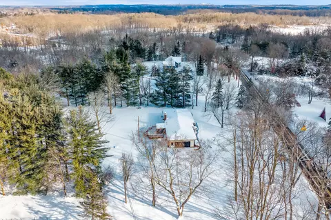 View/Area - 845 E Wardlow Rd, Highland, MI 48356 photo 3 of 6