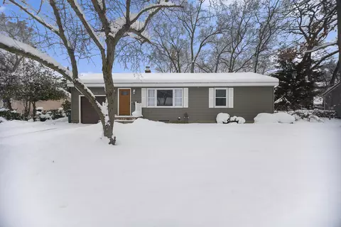 510 Elsa St, North Muskegon, MI 49445