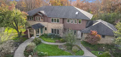5612 Meadow Ln, Ann Arbor, MI 48105