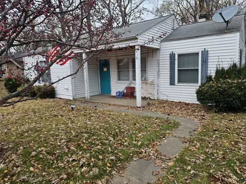 4295 W Snow Rd, Bridgman, MI 49106