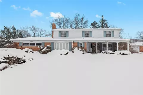 3733 Quarton Rd, Bloomfield Hills, MI 48302