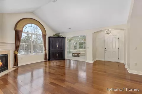 840 Bridge Crest Dr SE, Ada, MI 49301 photo 7