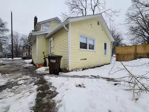 1105 Williams St, Jackson, MI 49203 photo 3