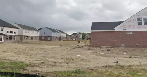 14369 Dooley Dr, Livonia, MI 48154