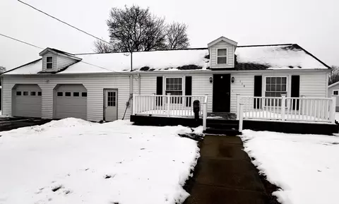 408 East St, Jonesville, MI 49250