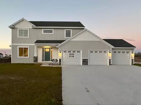 255 Warbler Dr, Caledonia, MI 49316