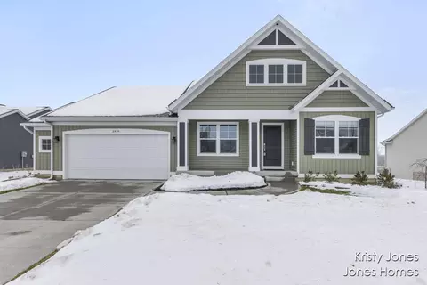 2355 Trailside Dr, Zeeland, MI 49464