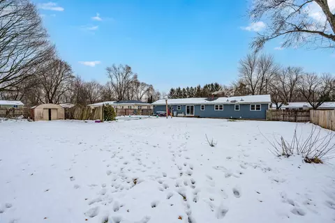 215 Cherrywood Dr, Plainwell, MI 49080 photo 35