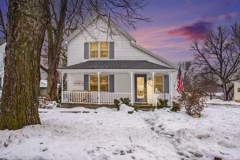223 E Superior St, Wayland, MI 49348