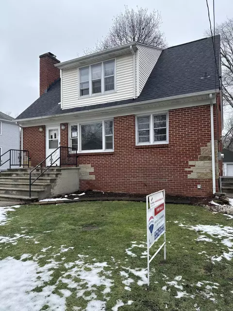 2134 Woodward Ave, Kalamazoo, MI 49007