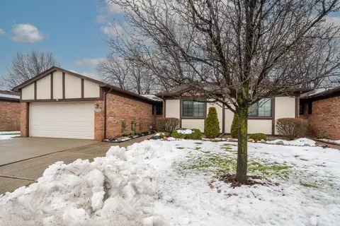 25569 Joanne Smith Dr, Warren, MI 48091