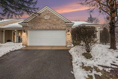 74 Aspen Ln NE #60, Grand Rapids, MI 49546