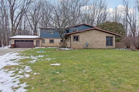 158 Hawthorne Rd, Marshall, MI 49068