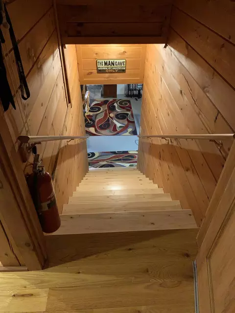 Entry Way - 13641 Brewer Rd, Brethren, MI 49619 photo 1 of 2