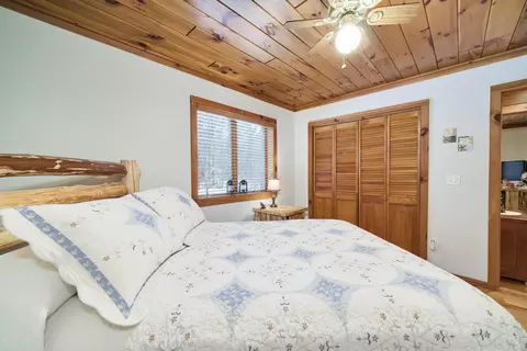 Bedroom - 13641 Brewer Rd, Brethren, MI 49619 photo 8 of 9
