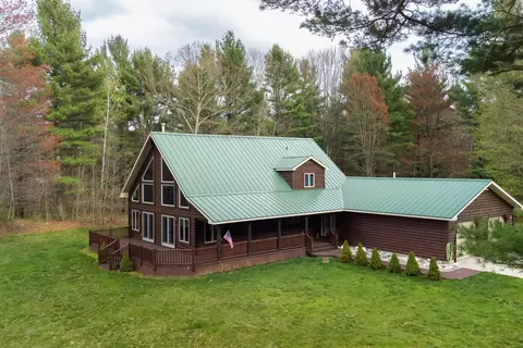 Exterior - 13641 Brewer Rd, Brethren, MI 49619 photo 1 of 12