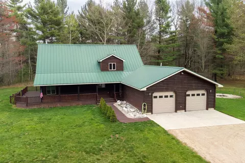 Exterior - 13641 Brewer Rd, Brethren, MI 49619 photo 5 of 12