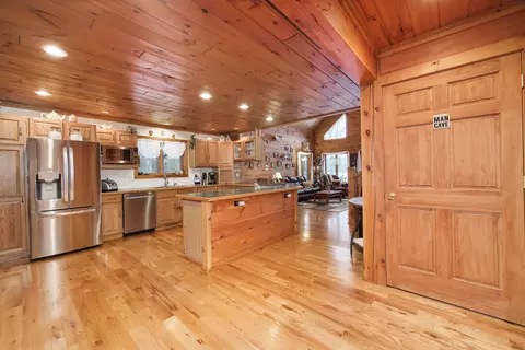 Kitchen - 13641 Brewer Rd, Brethren, MI 49619 photo 5 of 5