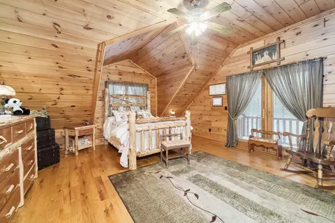 Bedroom - 13641 Brewer Rd, Brethren, MI 49619 photo 4 of 9