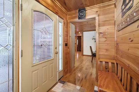 Entry Way - 13641 Brewer Rd, Brethren, MI 49619 photo 2 of 2