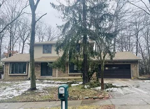1280 Bardstown Trl, Ann Arbor, MI 48105