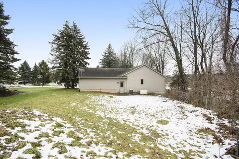 1370 Linden Cv, Dewitt, MI 48820 photo 25