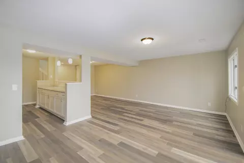 1370 Linden Cv, Dewitt, MI 48820 photo 6
