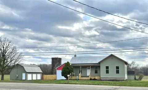 773 E Chicago Rd, Quincy, MI 49082
