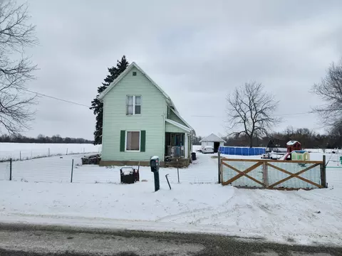 3915 S Ruess Rd, Owosso, MI 48867