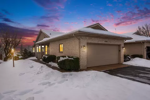 840 Amber Ridge Dr SW, Byron Center, MI 49315