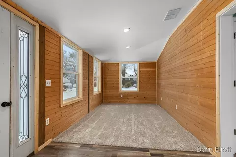 80 Main St, Saranac, MI 48881 photo 15