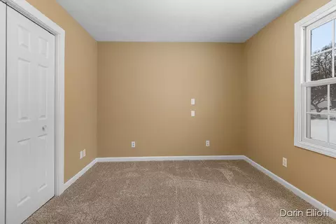 80 Main St, Saranac, MI 48881 photo 17