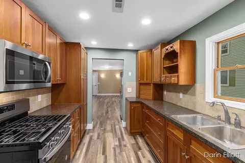 80 Main St, Saranac, MI 48881 photo 9